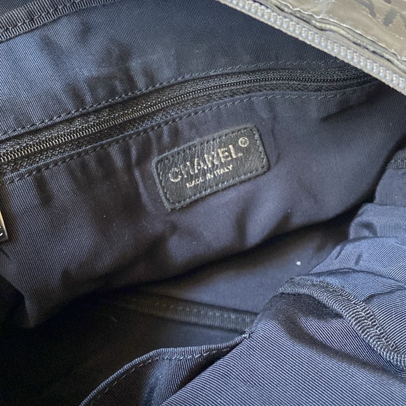 Chanel Silver Nylon Crossbody - Picture 6 of 16